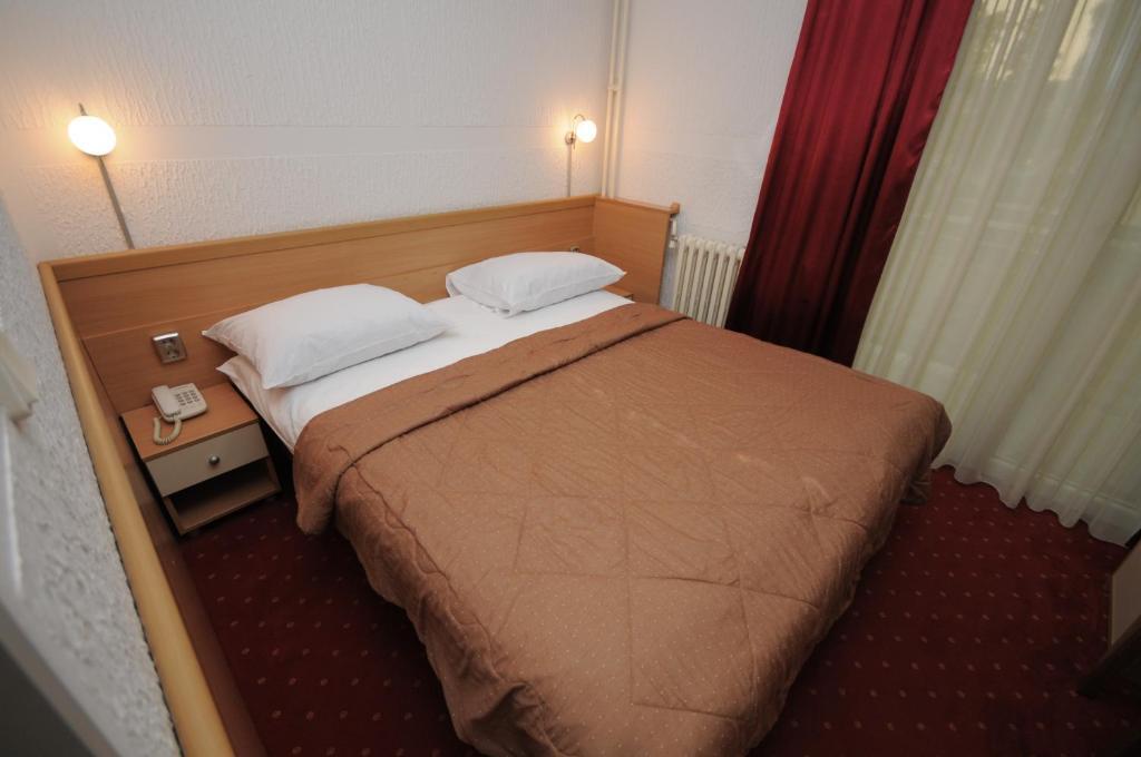Golden Card Motel Banja Luka Room photo