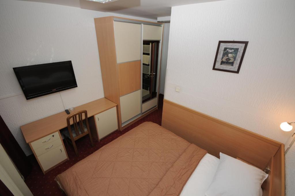 Golden Card Motel Banja Luka Room photo